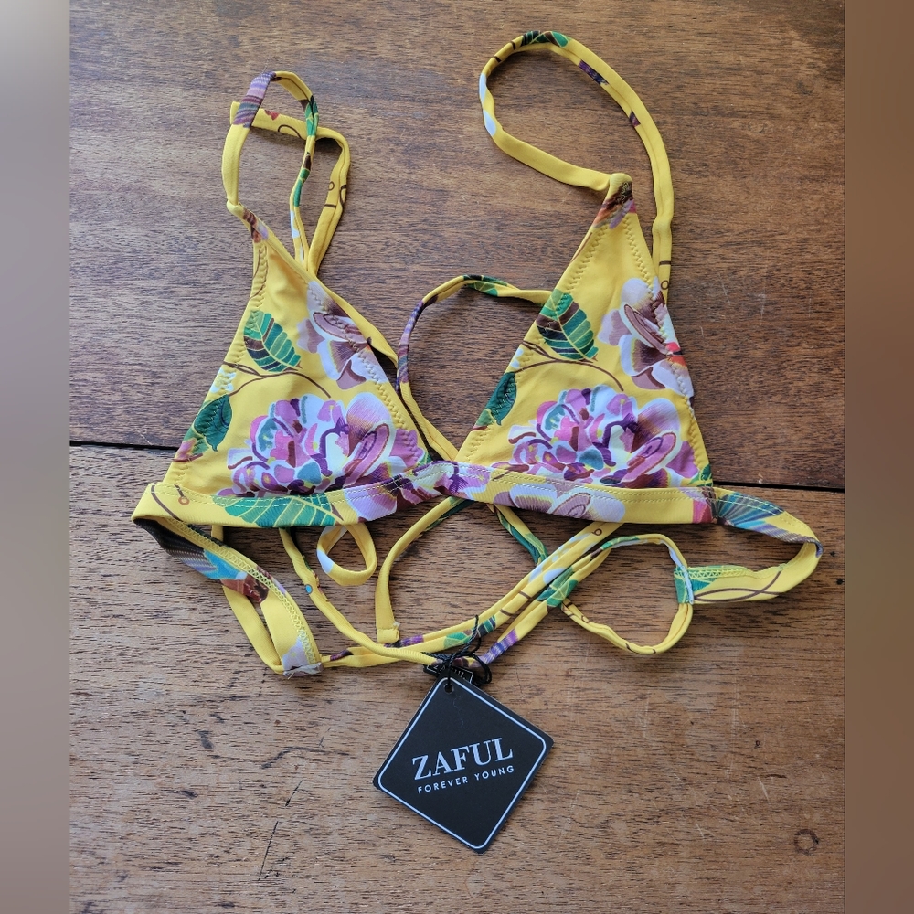 NEW ZAFUL FLORAL BIKINI TOP SZ US size 6